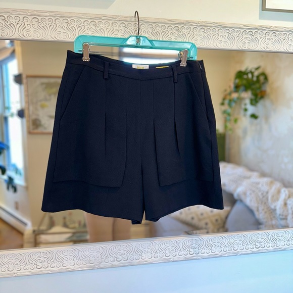 NWT Anthropologie Super High Waist/Rise Black Pleated External Pockets Shorts 12 - Picture 5 of 12